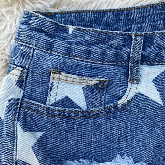 Love + Harmony Star Cutoff Jean Shorts 💗 Blue & White - Picture 8 of 10